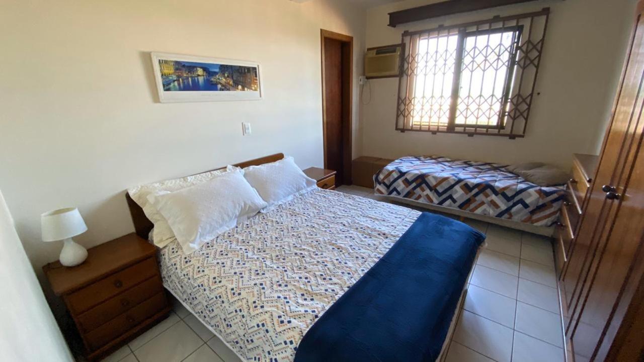 Apartment Frente Mar, Meia Praia, Itapema, 3q, Vista O Mar E Churrasqueira Na Sacada