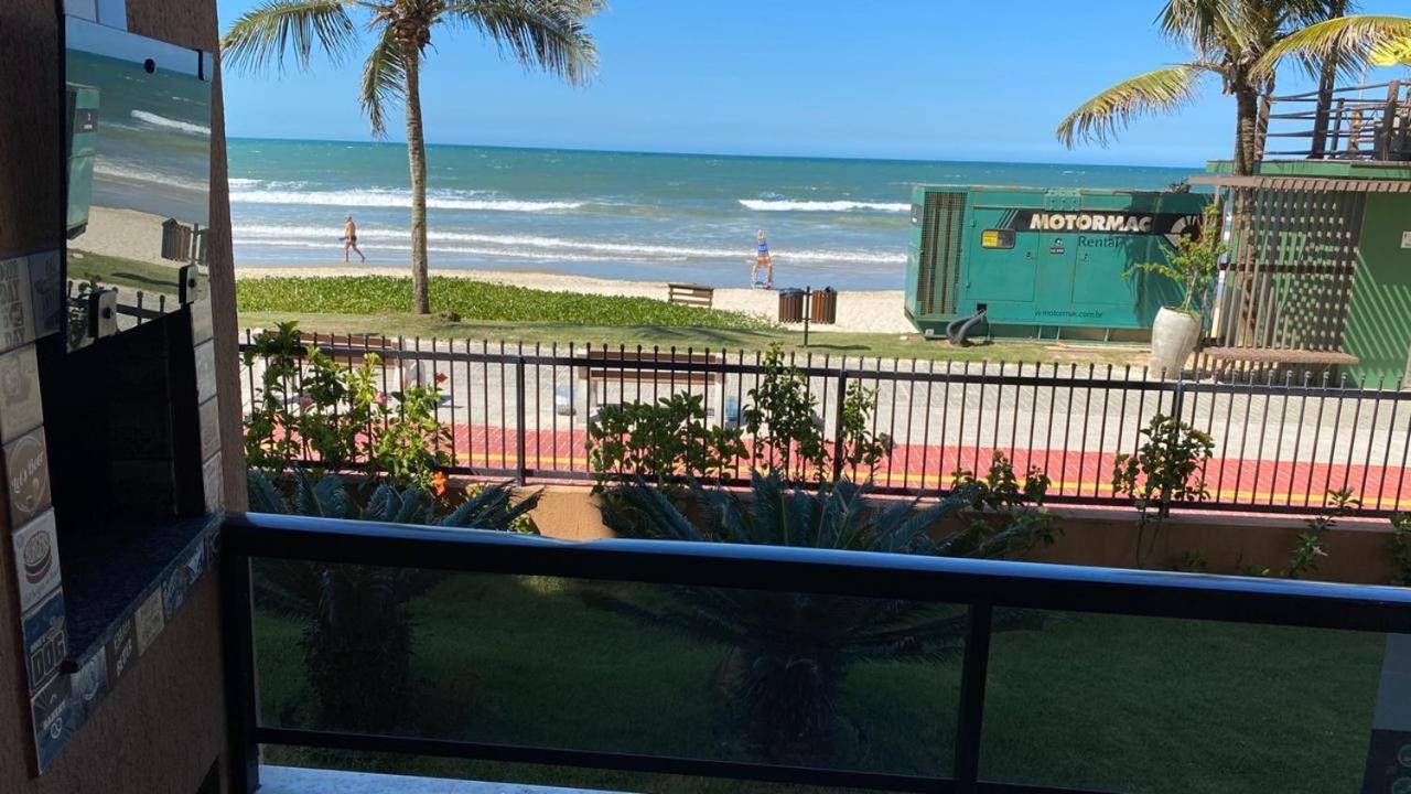 Frente Mar, Meia Praia, Itapema, 3q, Vista O Mar E Churrasqueira Na Sacada *